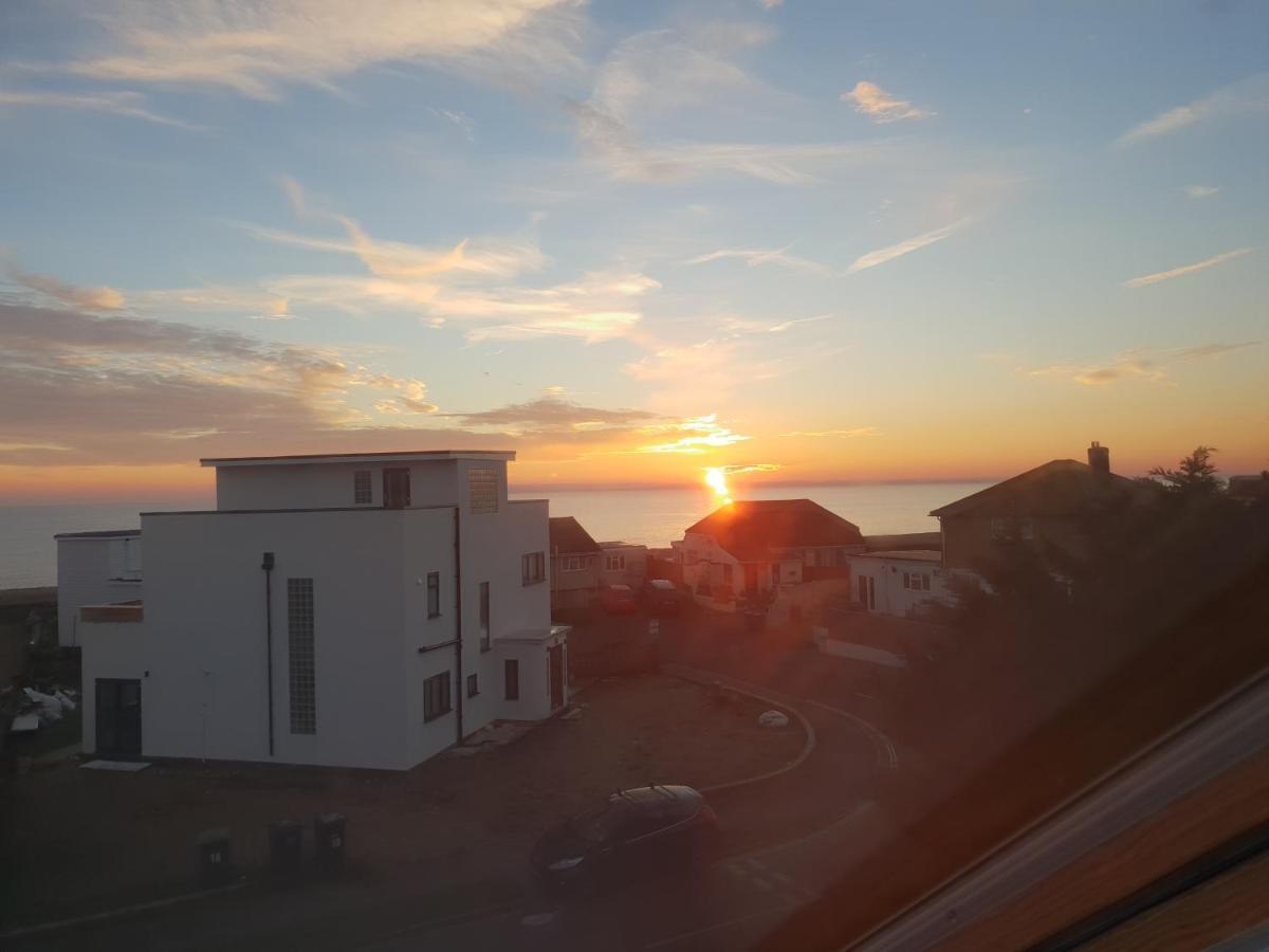 Sandy Feet Retreat Apartment South Hayling Exterior photo